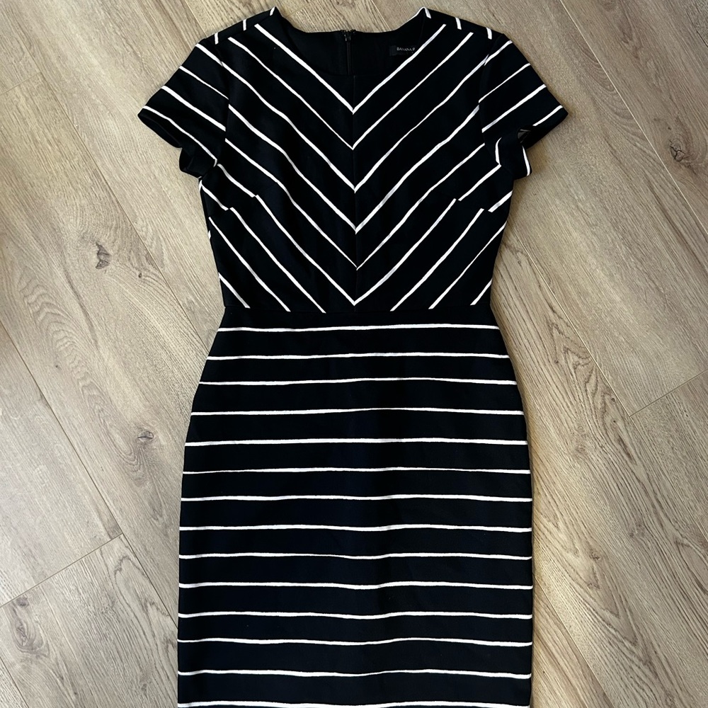 Banana Republic Black and White Chevron Mini Dress